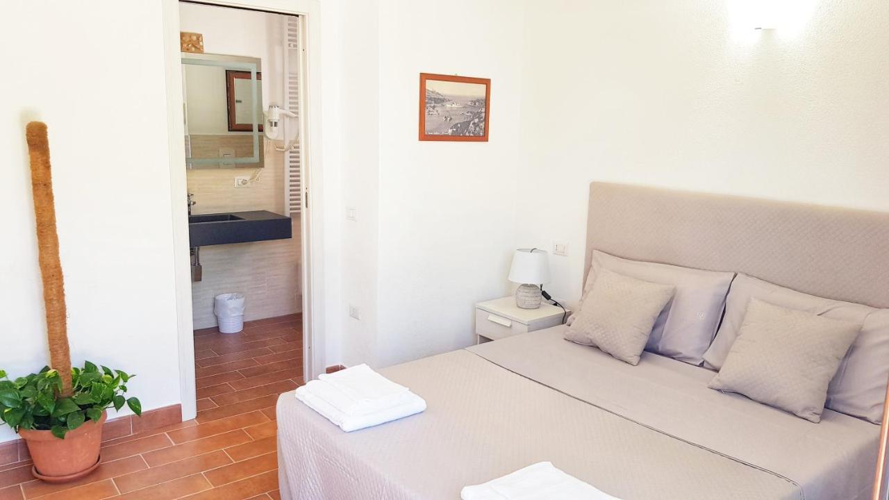 B&B Bell'Alba Santa Teresa Gallura Exterior photo